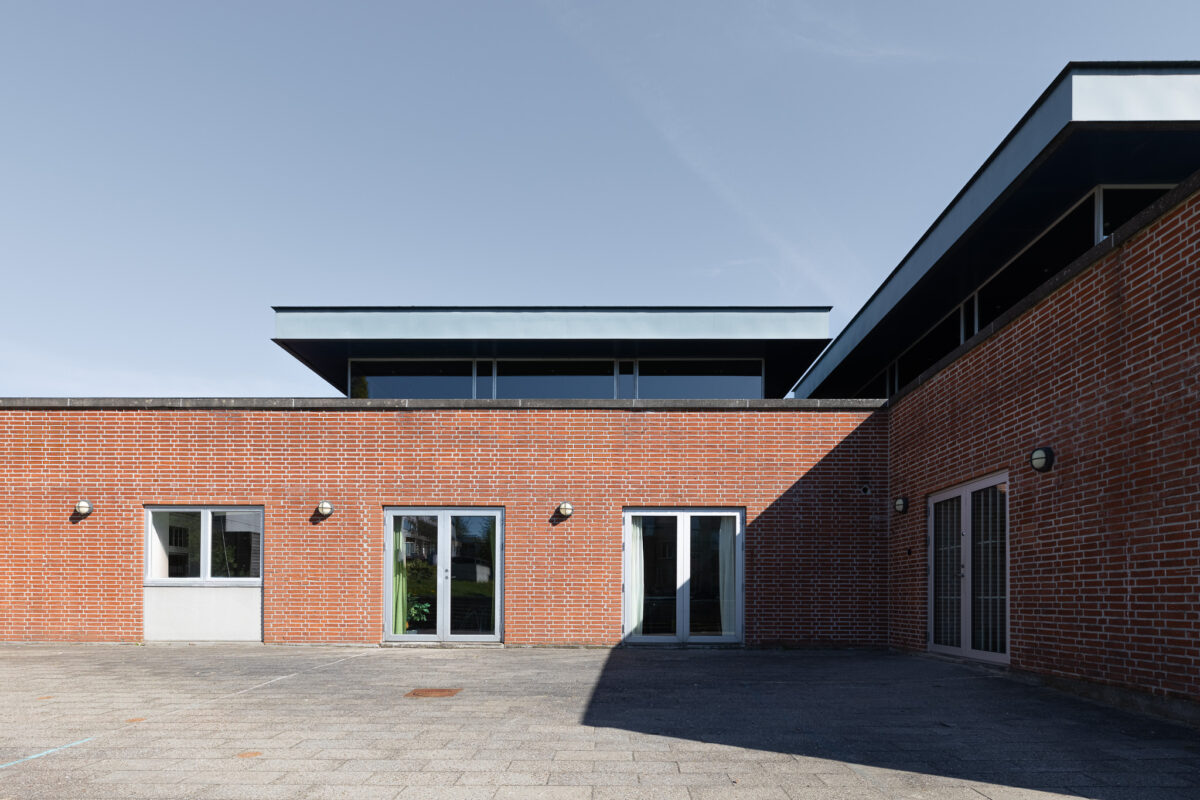 Arkitekturfotografi: Åby Bibliotek — A. Gravers og J. Richter (13)