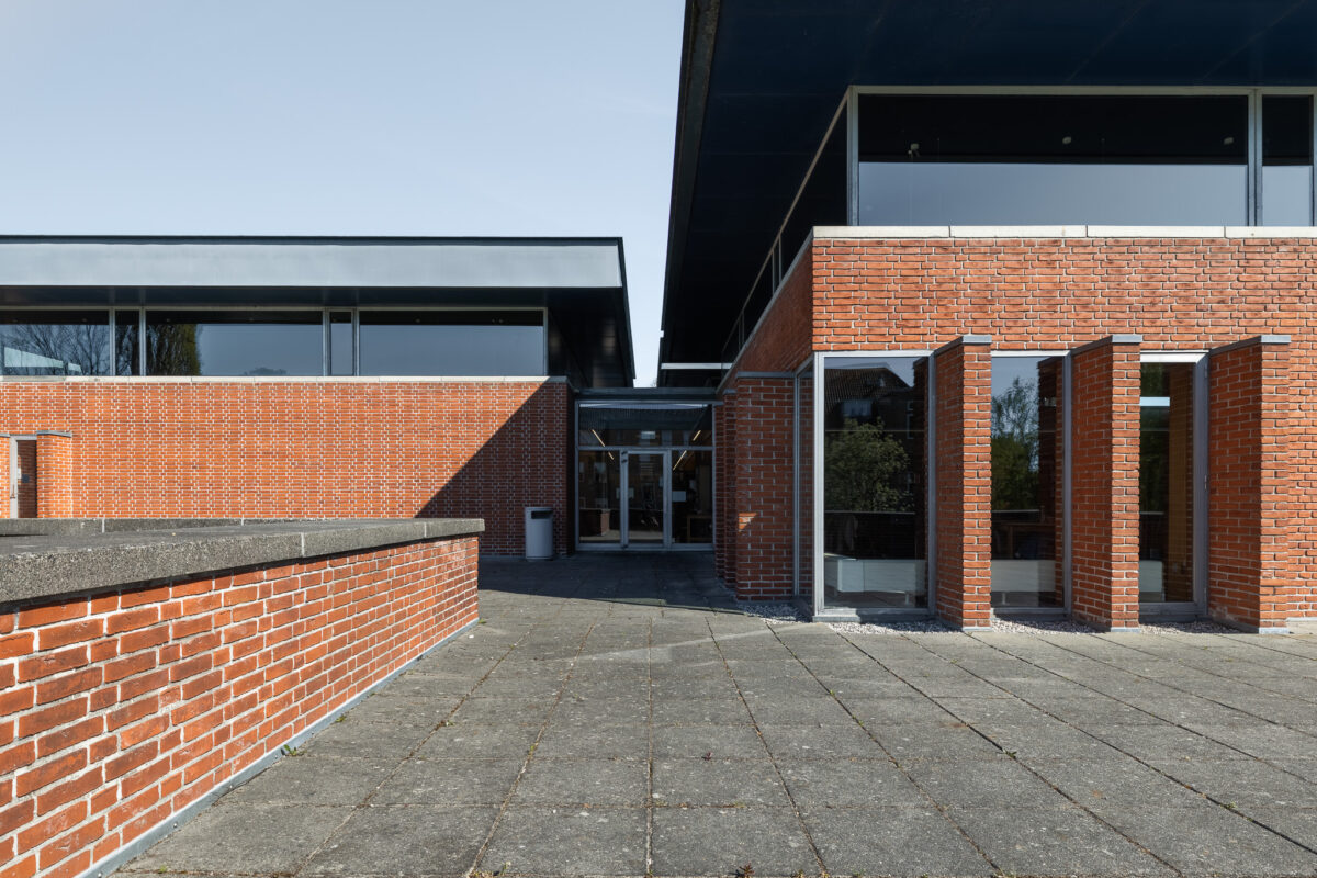 Arkitekturfotografi: Åby Bibliotek — A. Gravers og J. Richter (15)