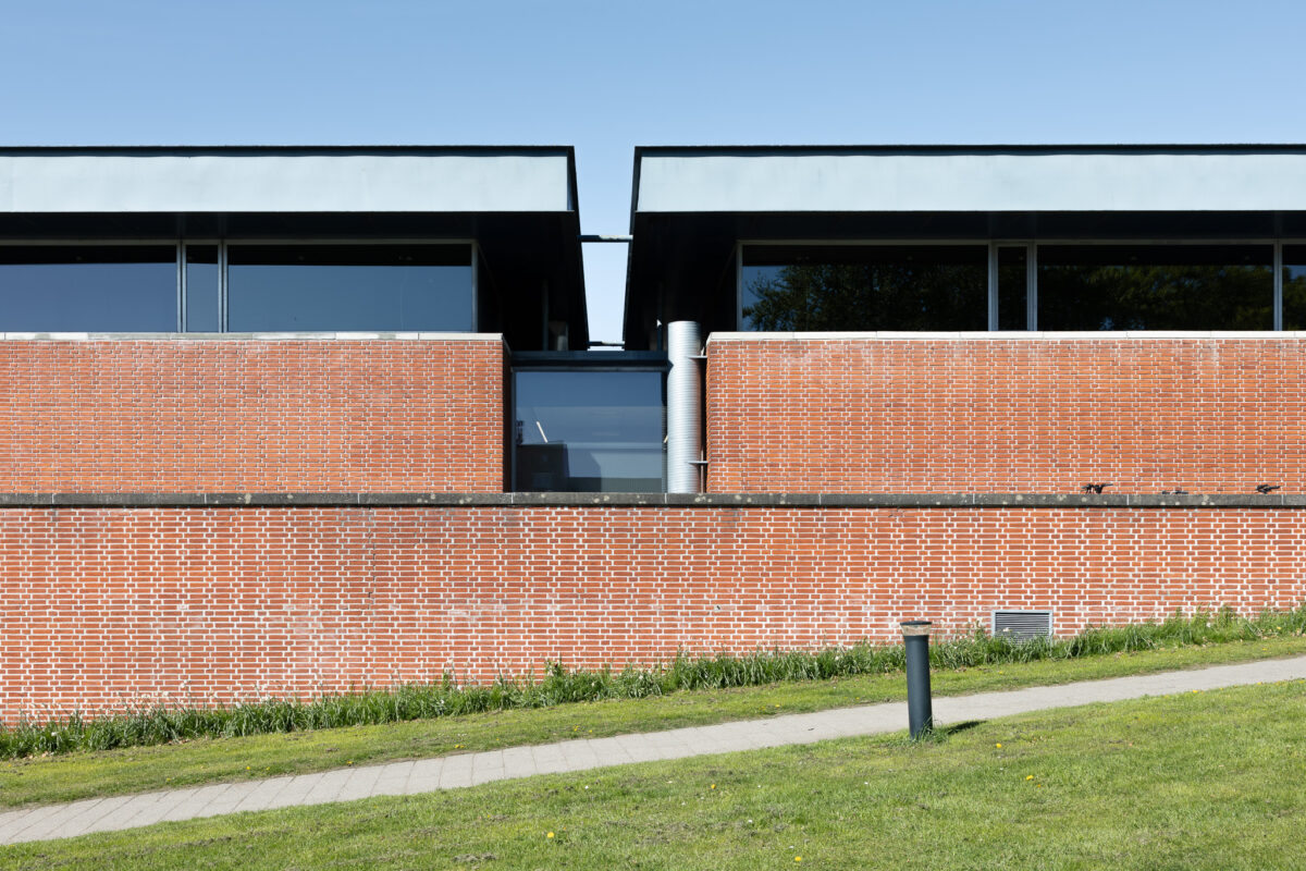 Arkitekturfotografi: Åby Bibliotek — A. Gravers og J. Richter (19)